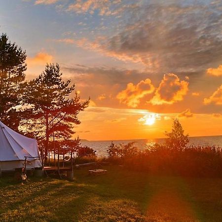 Mereaeaere Glamping Ja Rannamaja Liimala ภายนอก รูปภาพ